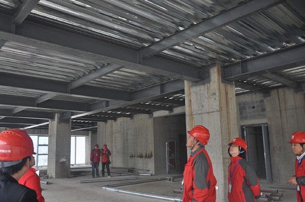 鋼結(jié)構(gòu)和混凝土建筑，對比一下就知道哪個適合建廠房